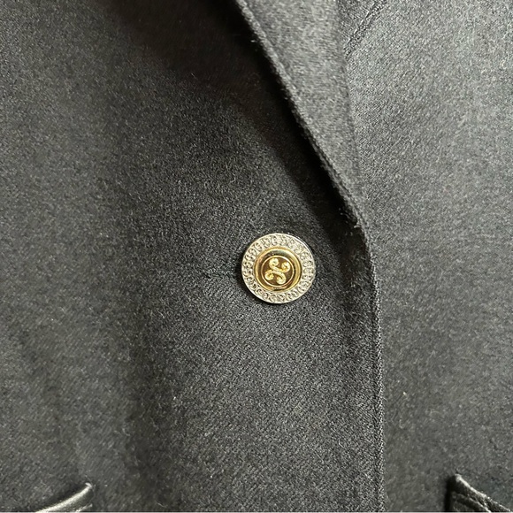 Looks Blazer - size small - Picture 3 of 5